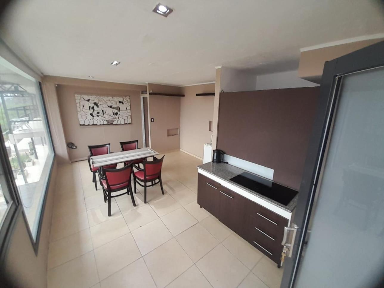 Altos Ecodomo Glamping Campsite